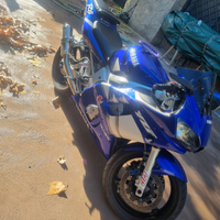 Moto yamaha r6