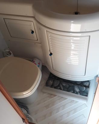  Camper mansardato 