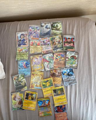 Mix di carte pokemon rare