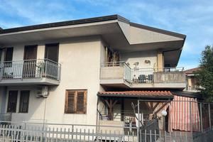 MASCALI:Via Carrata , VANI 2+GARAGE+POSTO AUTO