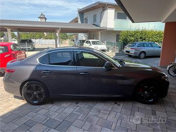 Alfa Romeo Giulia Executive 160cv perfetta