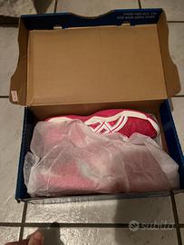 Scarpe nuove Asics per donna