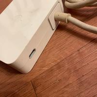 Alimentatore Apple per monitor Cinema Display