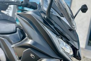 KYMCO AK 550 2022 + TAGLIANDO+GARANZIA+VOLTURA OMA