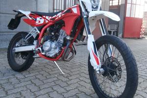 Swm RS 125 R del 2018 compreso trapasso-tagliando-