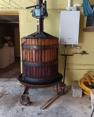 Torchio Idropneumatico Da 70 cm Usato