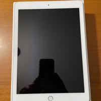 Ipad 6  di sesta generazione 128 GB Wifi