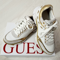 Scarpe GUESS