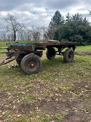 Rimorchio agricolo rinforzato