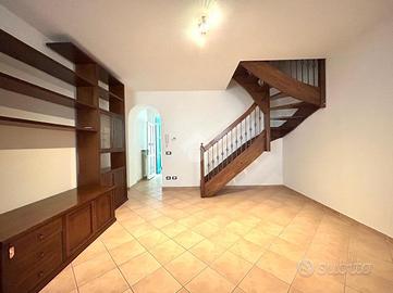 CASA SEMINDIPENDENTE A FIORENZUOLA D'ARDA