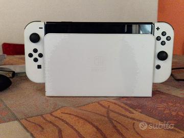 nintendo switch oled bianca + accessori e giochi