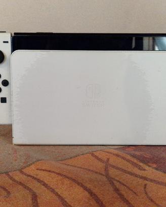 nintendo switch oled bianca + accessori e giochi