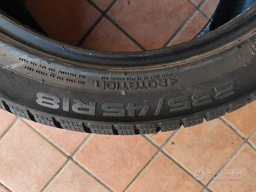 Pneumatici invernali Nokian  235/45/ R18 98V