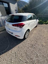 HYUNDAI i20 - 2018