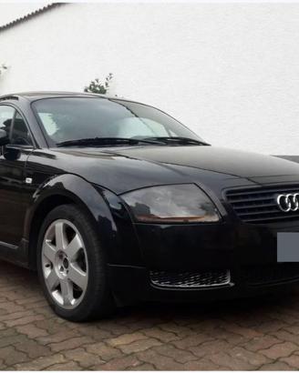 Audi tt 1.8 coupe'
