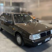Lancia Thema 2.0. i.e.