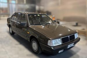 Lancia Thema 2.0. i.e.