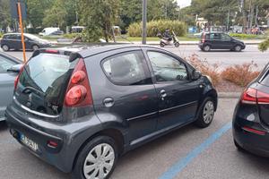 PEUGEOT 107 AUTOMATICA PREZZO COMPRESO PASSAGGIO