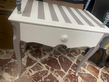 Comodino shabby