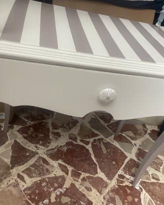 Comodino shabby