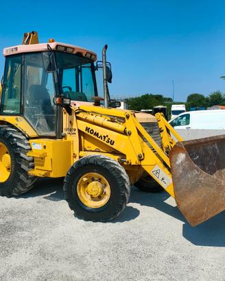 Komatsu WB97R Terna 4x4