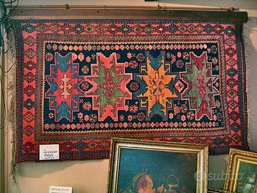 Tappeto antico caucasico. anche kilim e corsie