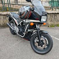 Honda VF 1000 F Interceptor