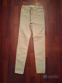 Pantaloni jeans 