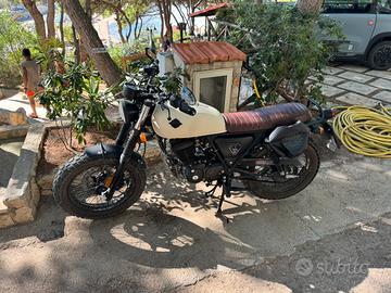 Moto usata pochissimo