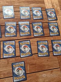 Lotto da 26 carte pokemon