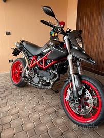 Ducati Hypermotard 1100