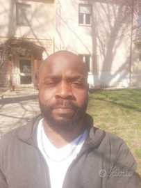 Uomo disponibile all'impiego