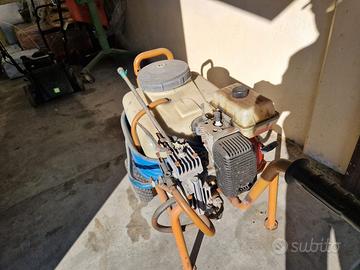 Pompa per trattamenti piante