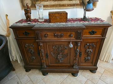  credenze d'antiquariato 900