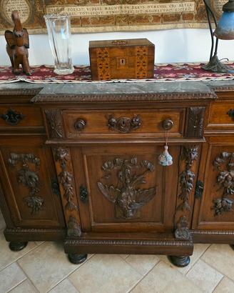  credenze d'antiquariato 900