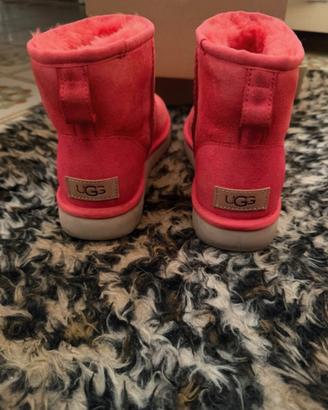 UGG Classic Mini II
