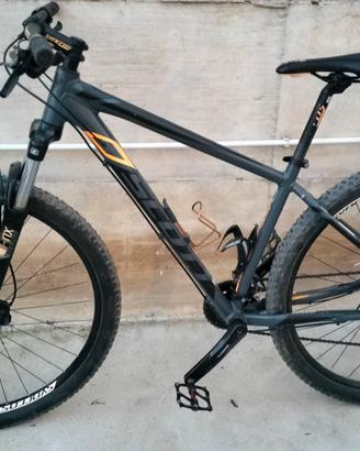Mountain Bike Scott