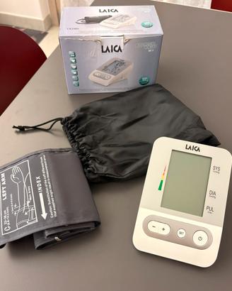 Misuratore di pressione con custodia