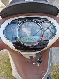 Scooter Piaggio Beverly 300 ie