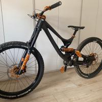 Bici Dh senza pedali