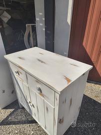 Mobile credenza shabby