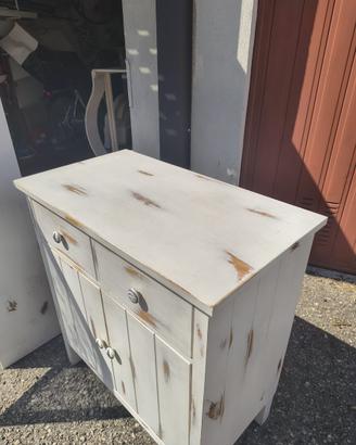 Mobile credenza shabby