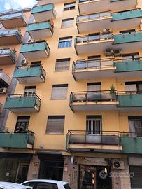 Affitta camera arredata in appartamento in condivi