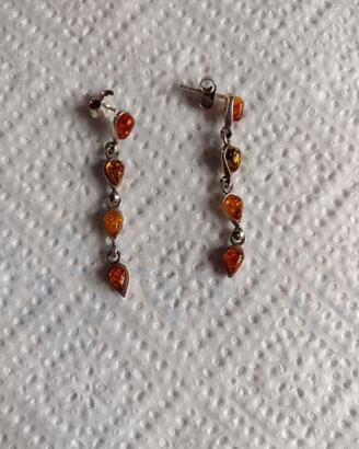 Orecchini in argento e ambra