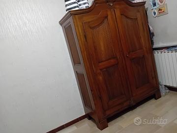 Armadio 2 ante
in legno