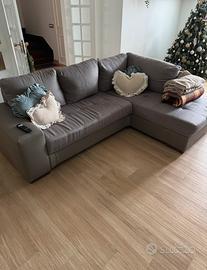 Divano angolare con penisola