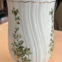 VASO IN PORCELLANA UNGHERESE DI Hollóháza