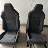 Sedili e pannelli porte golf 8 gti club sport