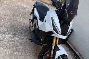 X-Adv 750