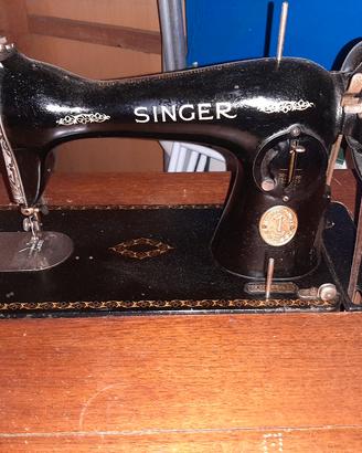 macchina da cucire SINGER 
